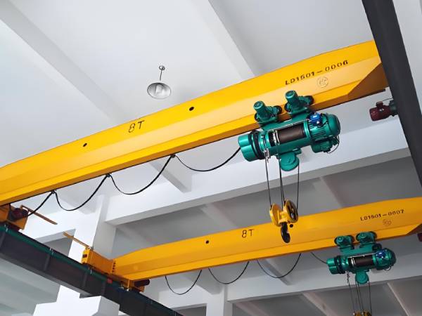 LB型防爆電動(dòng)單梁起重機(jī)