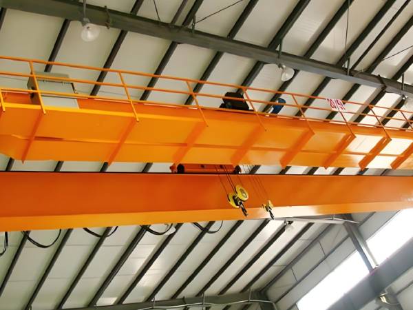 ELHhd型歐式電動(dòng)葫蘆雙梁起重機(jī)