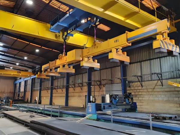 全自動(dòng)智能起重機(jī)-鋼板切割自動(dòng)化上下料、存儲(chǔ)